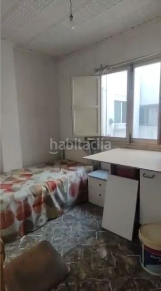 Foto 95cd9051-0fc7-410c-8bd9-dd3d4666a014. Piso  para reformar en venta en Las Trescientas-San Francisco-Ciudad Vergel Elda