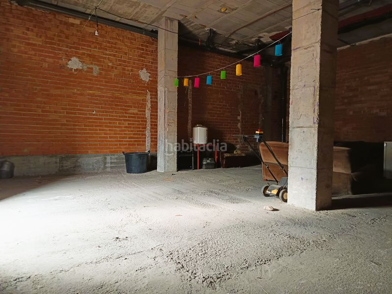 Foto 64b11d3c-3284-4975-9e6a-0933596aec2a. Local comercial a calle los cedros 4 a Lardero