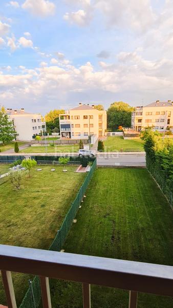 Foto 2c760468-c7e9-4b26-b62f-3c5ba08db7d2. Location appartement dans Cirueña