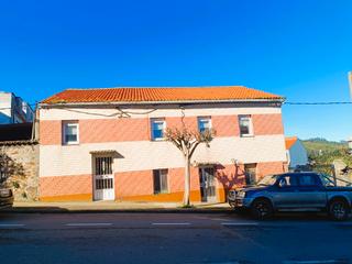 Casa a Pastoriza. Casa de dos alturas en arteixo