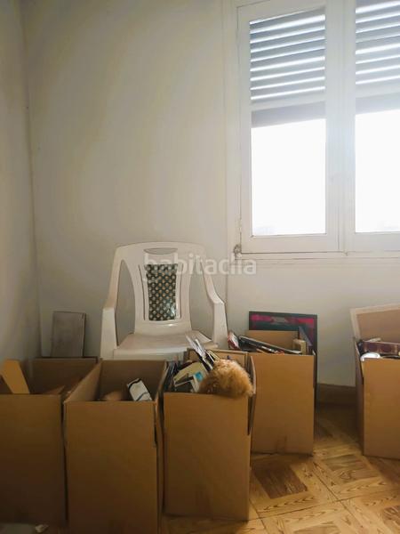 Foto 221aebe6-41cf-48e8-bc40-b352bcdf7c55. Edificio en calle hortal 11 en Lardero