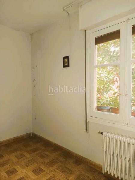 Foto 55ba0ff0-d9dc-441e-b547-1037a515e107. Edificio en calle hortal 11 en Lardero