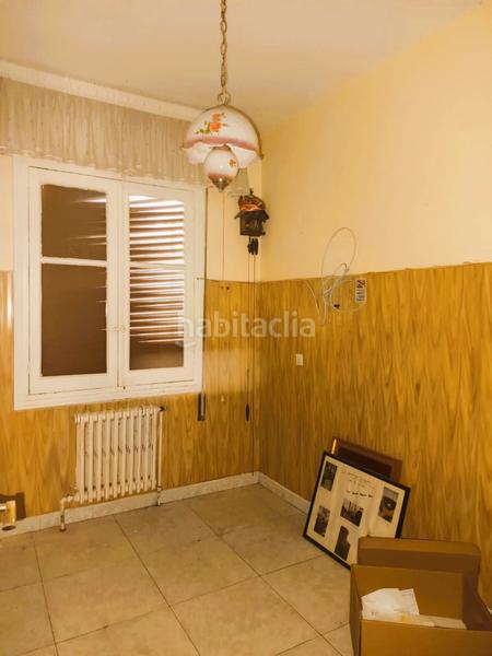 Foto 8b3cba76-3849-4b5f-a1d1-f3b850e064af. Edificio en calle hortal 11 en Lardero
