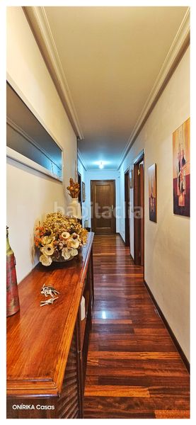 Foto a986c4f5-41e9-46e6-901b-9ab3b5dfc4bd. Piso en rúa pedregal 5 en Bertamirans Ames