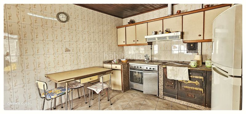 Foto 1b4e3ab6-a60e-4613-82b5-1224479ef13e. Casa amb calefacció a Monforte de Lemos