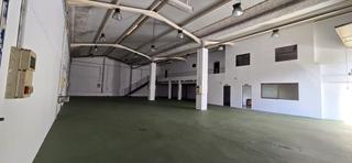 Fabrikhalle in Picadueñas