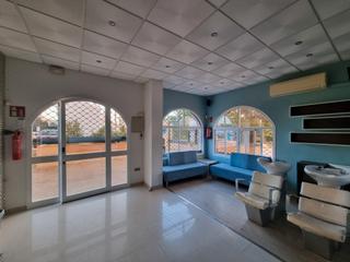 Local Comercial a Calle manuel alejandro 5