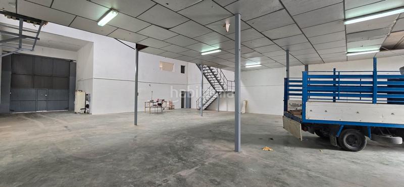 Foto 450c6c86-480a-49b2-a029-1fdf47c291e6. Alquiler nave industrial en calle sudáfrica 77b en Jerez de la Frontera