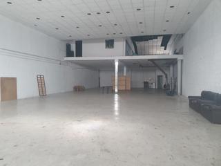 Nave industrial en Avenida sanlúcar 1