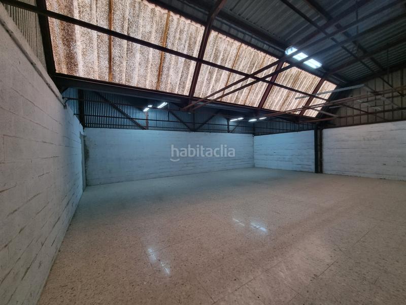 Foto 4f768387-afbd-4304-b939-b514dcf5ce2f. Miete fabrikhalle in Caballero Bonald-S. José Obrero-Guadalcacín Jerez de la Frontera