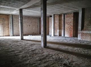 Alquiler Local Comercial en Avenida presidente adolfo suárez 16