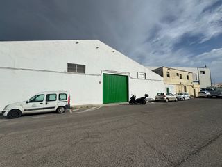 Nave industrial  Calle ciudad de san roque