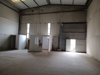 Nau industrial  Avenida alcalde cantos ropero