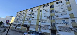Pis a Avenida blas infante 83