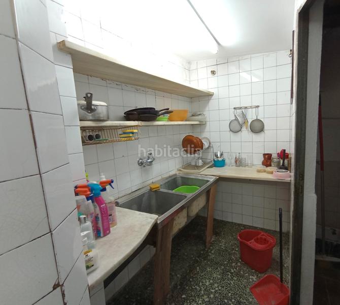 Foto 57f8de9a-297d-4040-aba1-6ab0685f6bb0. Local commercial dans Sant Antoni Barcelona