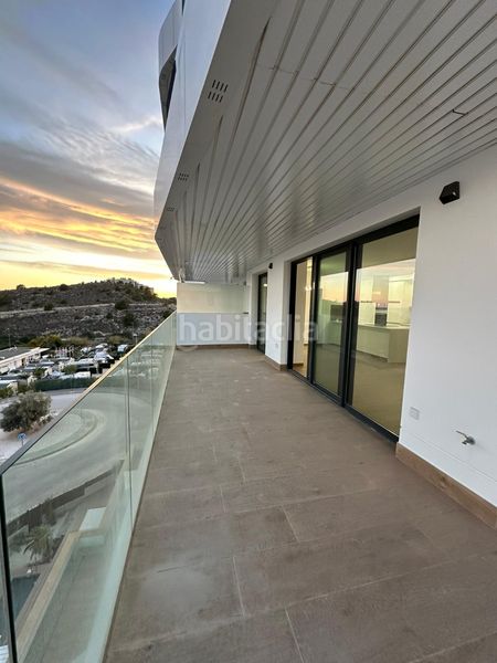 Foto 8fc85f18-8da8-4f52-ad32-96c858dc5ce6. Apartament amb calefacció aparcament piscina a Platja de Torres Vila Joiosa (la)