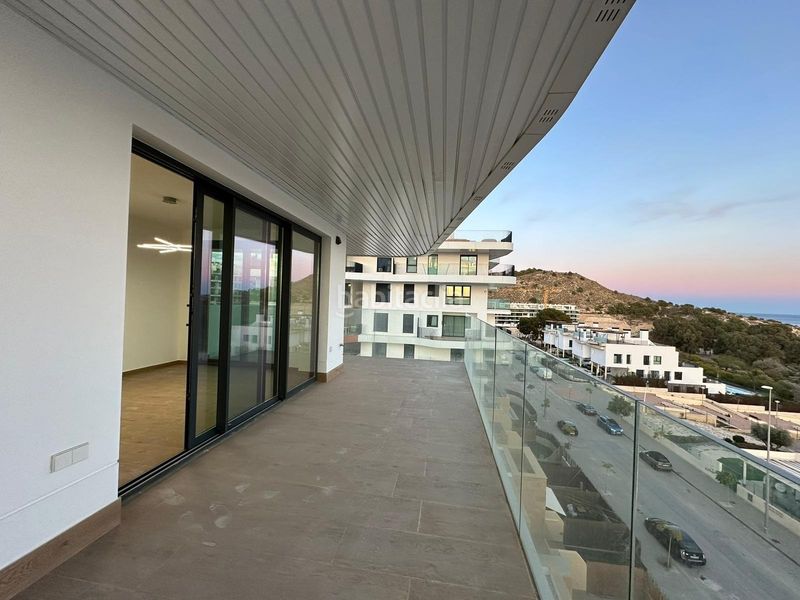 Foto bdcae534-52cb-4c6a-86a7-58143883e73b. Apartament amb calefacció aparcament piscina a Platja de Torres Vila Joiosa (la)