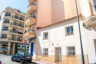 Maison jumelée à Pueblo. Ubicada estratégicamente en el centro de la fantástica localidad