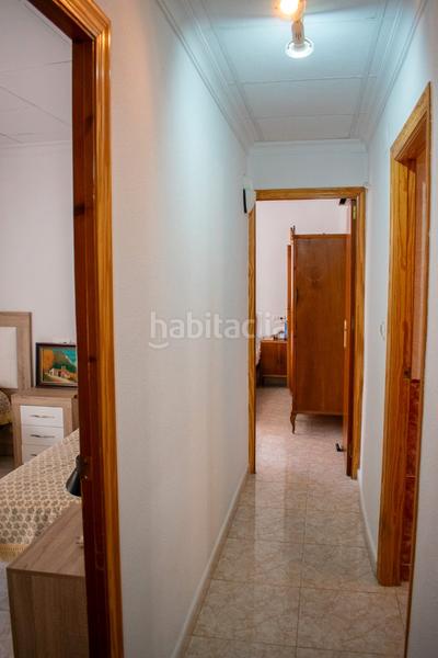 Foto ad32a182-3f5c-4182-bfe9-ce0f0f54d38f. Casa adossada a Pueblo Guardamar del Segura