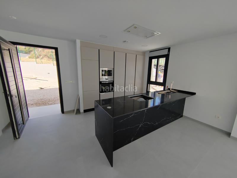 Foto 12cccccb-13bb-4840-94a2-ee3cfff9d0f1. Casa modernasnbspvillas en grandes solares en zonas tranquilas, con vistas abiertas y orientadas al sur. todas las parcelas seleccionad en Busot
