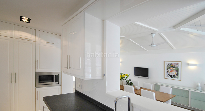 Foto 2d78e597-9b21-4c32-a749-7c766114127f. Maison avec parking piscine dans La Marina Elche / Elx