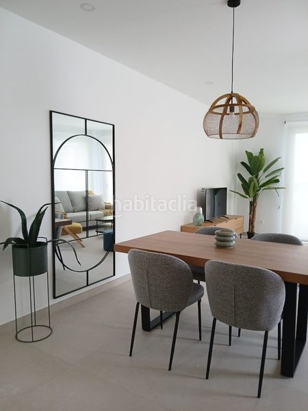 Foto aec9bccb-5460-4f23-96ec-b417eb76fa22. Casa amb aparcament a Bigastro