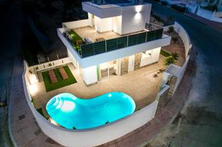 Casa en Rojales. Villanbspde obra nueva a 50 metros del campo golf la marquesa.es