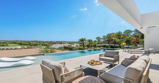 Maison à Lomas de Campoamor - Las Ramblas. Descubre las villas en las colinas golf, donde la grandeza se fu