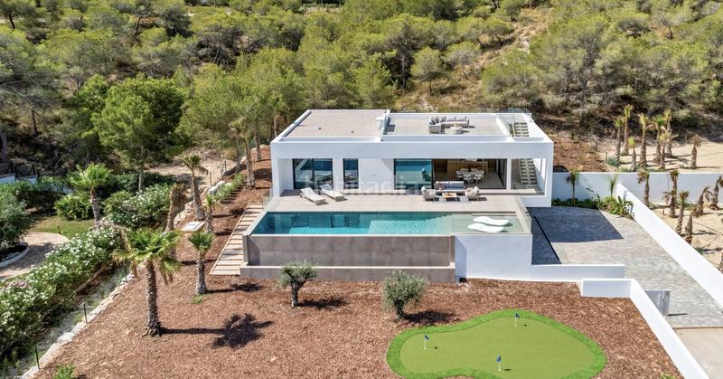 Foto 15247e98-75e4-4e2a-91dc-00692e993f73. Maison avec parking piscine dans Lomas de Campoamor - Las Ramblas Orihuela