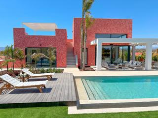 Casa en Desert Spring Golf. Esta promoción ocupa una posición envidiable dentro del resort d
