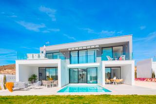 Maison à Baños y Mendigo. Six seconds properties te ofrece una villa mediterránea de obra