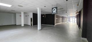 Local Comercial en Pueblo. Presentamos este magníficonbsplocal comercial listo para convert