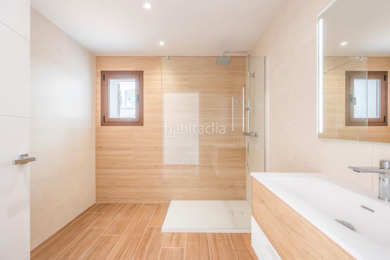 Foto a3e8447e-bfc3-42a5-bea9-b4889f2f1cf6. Casa amb aparcament piscina a Pueblo-Ubanizaciones Alfàs del Pi (l´)