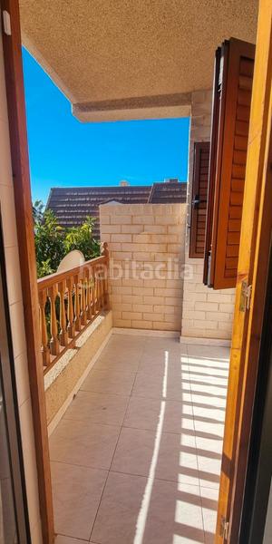 Foto 34308a50-9cfd-44c2-9790-233f10101631. Reihenhaus mit parking in calas Santa Pola este Santa Pola