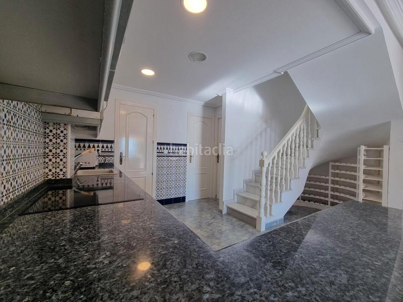 Foto 34a9f1bc-0936-4d36-a86b-e726c19f7db4. Reihenhaus mit parking in calas Santa Pola este Santa Pola