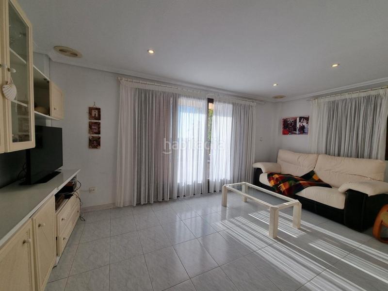 Foto 4b39dab3-8749-4715-8364-2fec12e18a4b. Maison jumelée avec parking dans calas Santa Pola este Santa Pola