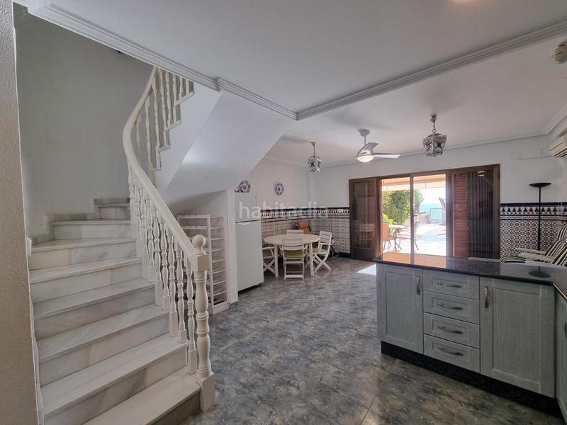 Foto dc7ebe7e-e81e-49ce-b944-6116c6b3bed2. Maison jumelée avec parking dans calas Santa Pola este Santa Pola