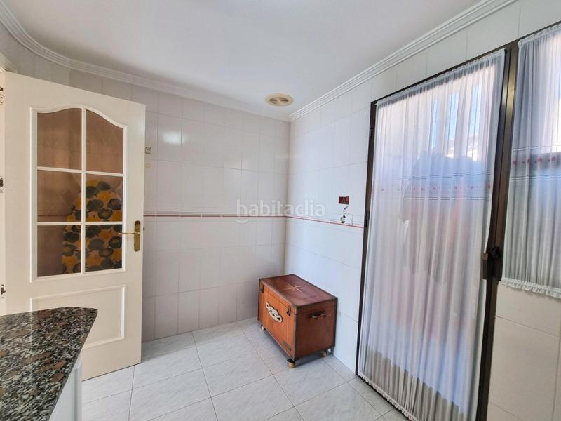 Foto df49295f-6697-4d42-84fd-1362412310fe. Maison jumelée avec parking dans calas Santa Pola este Santa Pola