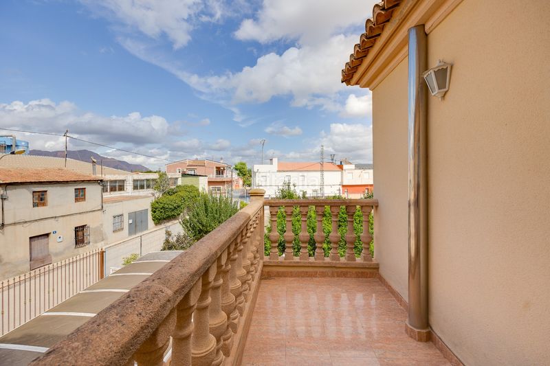 Foto 017604ee-127d-456f-840d-f3aa033ffd5e. Casa amb aparcament piscina a Orihuela ciudad Orihuela