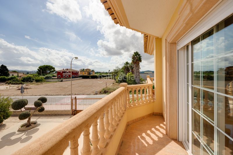 Foto 0725412e-c722-4bdb-ba1b-036ef230a4d7. Casa amb aparcament piscina a Orihuela ciudad Orihuela