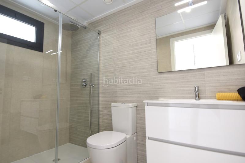 Foto c1f89b8b-b8ad-459e-8425-e4eab06c611f. Àtic amb aparcament piscina a San Miguel de Salinas