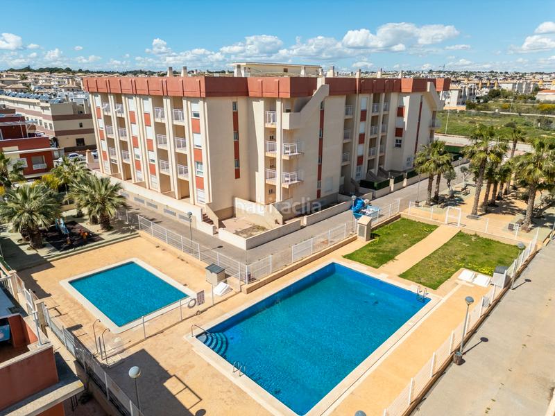 Foto 8fb91566-512e-435b-90c6-e3c8a334be04. Apartament amb aparcament piscina a Lomas de Cabo Roig - Los Dolses Orihuela