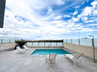 Maison à Los Balcones-Los Altos. Ubicada en los altos, torrevieja, estanbspvilla independiente de