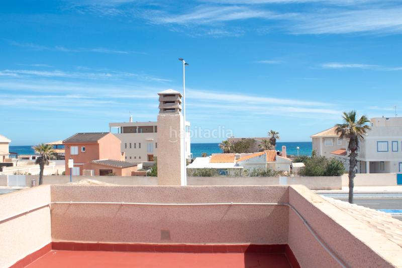 Foto 692951d7-74a4-4f8c-b70a-a5a7ae2567a3. Casa con riscaldamento parcheggio piscina in Playa de las Gaviotas - El Pedrucho Manga del Mar Menor (La)