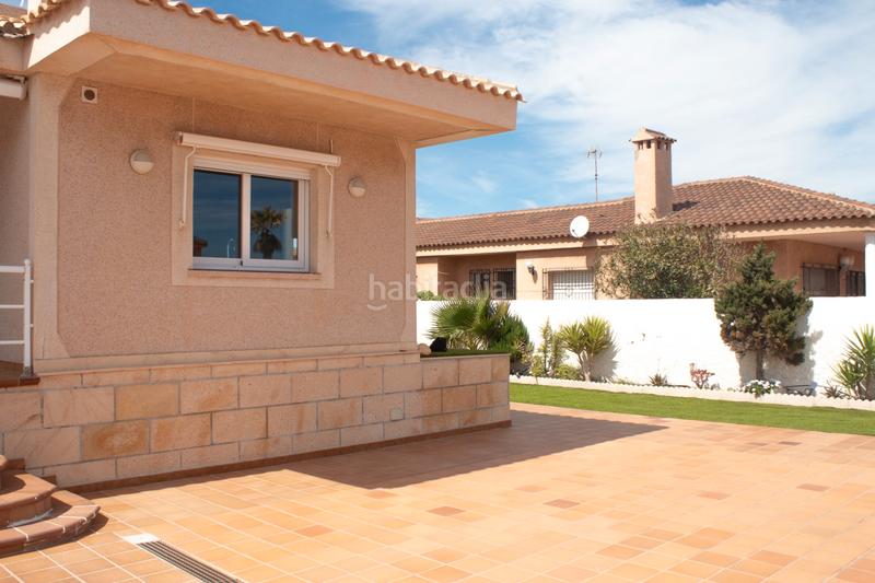 Foto 87ce5d9c-dccc-43dc-bdf4-5ff967ed9b8e. Casa con riscaldamento parcheggio piscina in Playa de las Gaviotas - El Pedrucho Manga del Mar Menor (La)