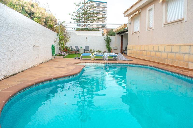 Foto d5c2468f-3524-4e17-83ad-c4ab9515e151. Casa con riscaldamento parcheggio piscina in Playa de las Gaviotas - El Pedrucho Manga del Mar Menor (La)