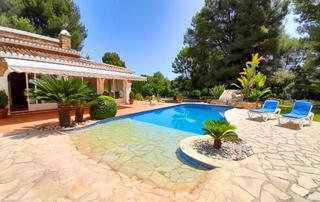 Masia a Montgó - Ermita. En jávea, alicante, esta villa independiente de estilo rústico,