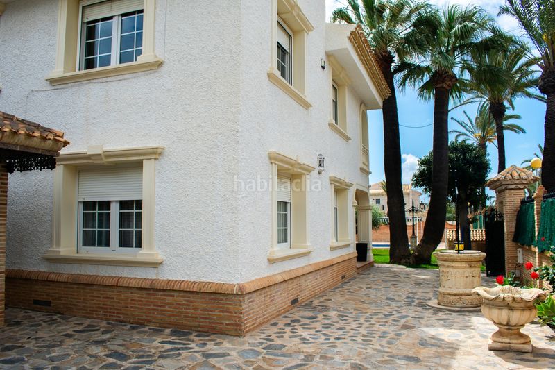 Foto 71bd0c18-71d4-4e88-be0f-898ca8980611. Casa amb calefacció aparcament piscina a Cabo Roig Orihuela