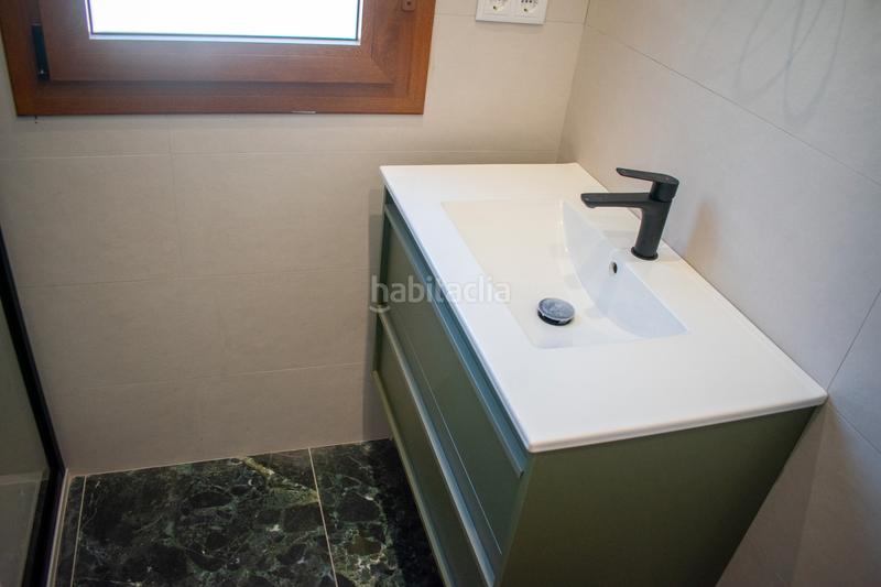 Foto 45f7bcee-a68c-4761-8ded-ad5337337076. Casa descubra esta casa o chalet independiente de 400 m construidos y 380 m útiles, ubicada en una parcela de 3.400 m en una zona eleva en Ibi