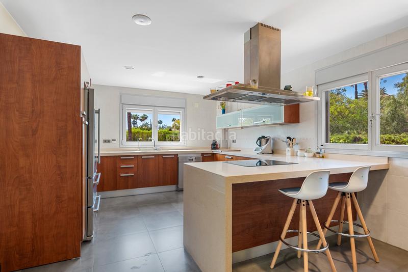 Foto 18ccf2a0-886a-4b7c-9ef1-39b16b547c85. Chalet with parking in Alzabares Elche / Elx